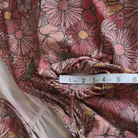 Beach Riot Size Medium Glitter Floral Wrap Swim Cover - Picture 10 of 12